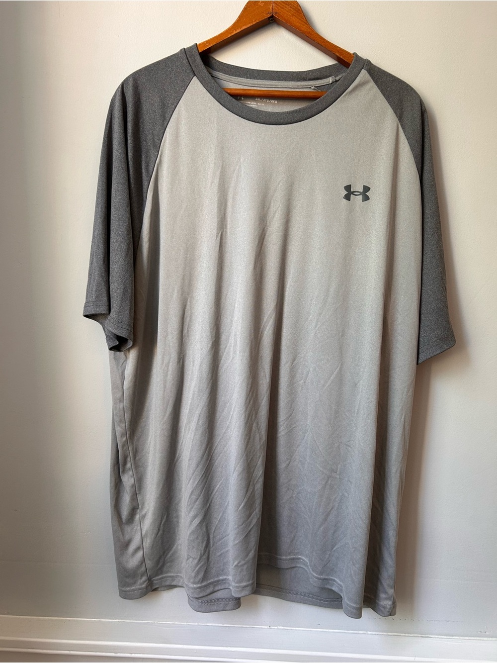 Under Armour Mens Gray Loose Fit Raglan Sleeve T Shirt Size‎ 2XL